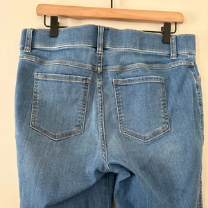 SPANX SPANXshape EveryWear Pull‎ On Flare Jeans Vintage Indigo Size Large thumbnail 9