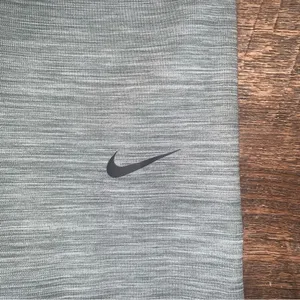 Nike PRO Leggings Women’s Size Medium Grey/Black thumbnail 2