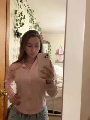 Amazon pink running jacket thumbnail 4