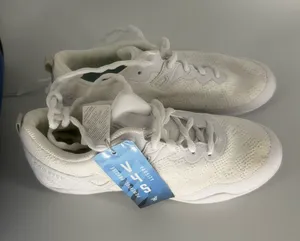 Varsity V4S Cheer Shoes Size 7 New White Knit Athletic Sneakers Blue Bag AeroFlo thumbnail 1