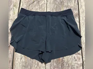 Lululemon Find Your Pace Shorts thumbnail 1