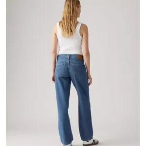 Levi's Premium Baggy Dad Women's 32x30 Jeans Hold My Purse Medium Wash thumbnail 4