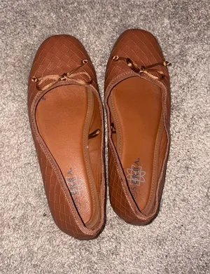 Serra Quilted Chestnut Ballet Flats with Bow size 8 thumbnail 1