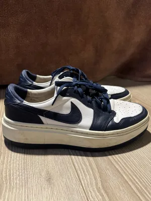 Nike jordan shoes  thumbnail 3