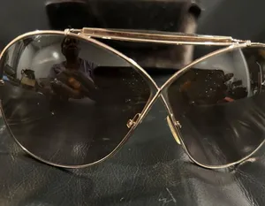 Tom Ford Gold Butterfly Frame Sunglasses with Dark Lenses missing nose guard thumbnail 1