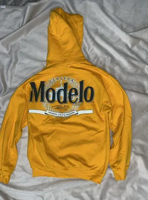 Modelo Hoodie Yellow thumbnail 1