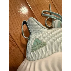 Adidas Alphabounce Instinct Womens Running Shoes Light Blue Teal White size 10 thumbnail 6