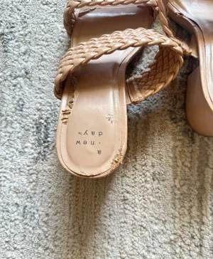 Target heels  thumbnail 2