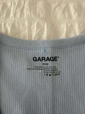 Garage Plunge Top thumbnail 4