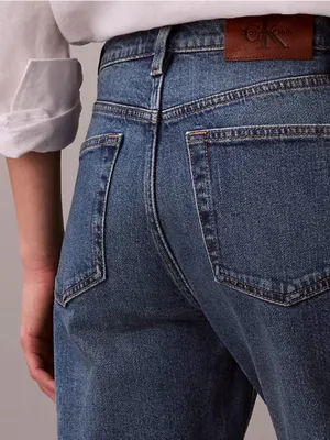 NWOT Women’s Calvin Klein Mid-Blue Straight Leg Jeans thumbnail 3