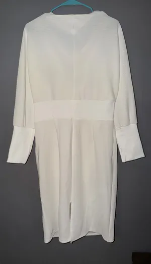 Boutique White Cowl Neck V Neck Bat Wing MIDI Dress Size XL NWOT thumbnail 3