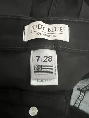 Judy Blue Frayed Hem Straight Crop Black Jeans thumbnail 4