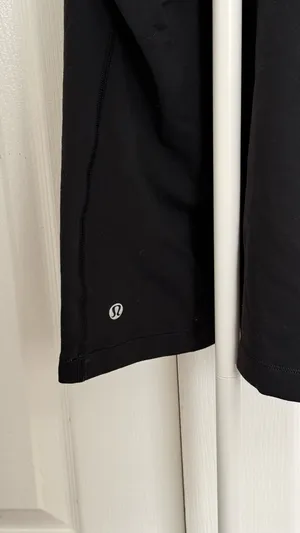 Lululemon Flowy Top thumbnail 2