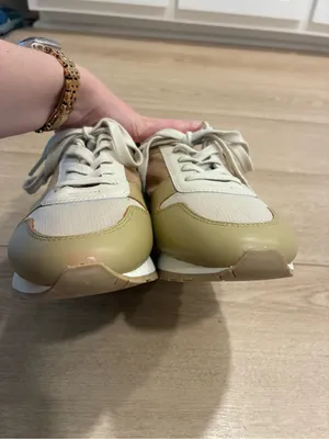 J. McLaughlin Women’s Emerson Leather & Suede Sneaker Size 9 thumbnail 5