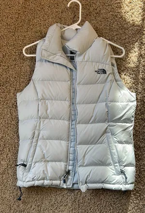 The north face vest  thumbnail 1