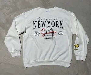 Peanuts Snoopy New York NY Women's Embroidered Sweatshirt SZ XL Pullover Graphic thumbnail 1