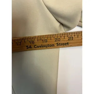 Vintage Beige Button Front Car Coat Women’s Classic Tailored Jacket With Pockets thumbnail 6