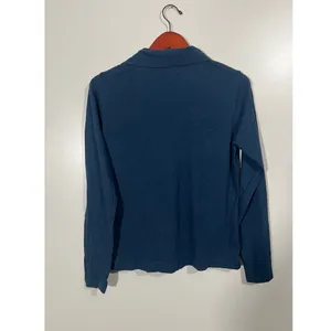 Pact Organic Cotton Long Sleeve Collared V-Neck in Navy Blue Size Medium thumbnail 3
