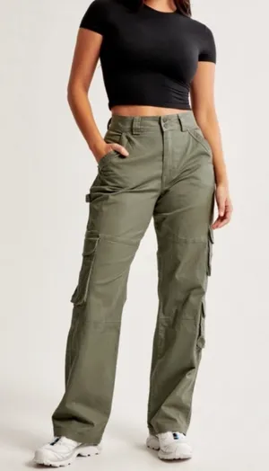 Abercrombie and Fitch ANF Khaki Army Green Cargo Pants thumbnail 1