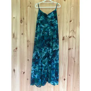 NWT Lulus Beautiful Soul Teal Green Floral Print Twist-Front Maxi Dress Size XXL thumbnail 3