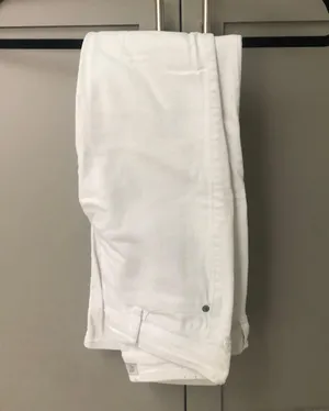 Abercrombie white Jeans thumbnail 2