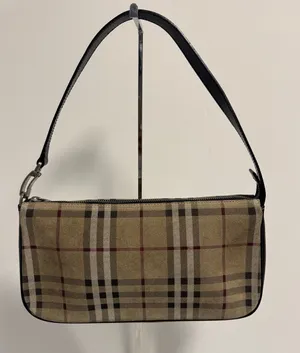 Burberry Suede Nova Check Vintage Shoulder Bag Leather Luxury Classy thumbnail 1