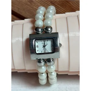 Vintage Geneva Japan Quartz Watch thumbnail 4