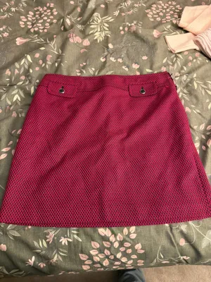 LOFT Raspberry Textured Mini Skirt with Flap Pockets thumbnail 2