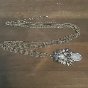 Multi strand gold tone rhinestone and pendant necklace thumbnail 3