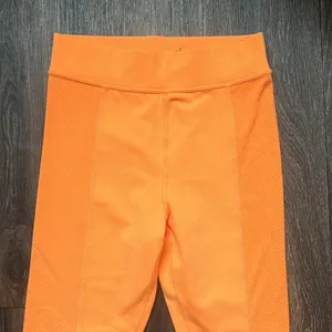Alo Orange Leggings thumbnail 2