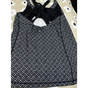 Lululemon tank top thumbnail 5