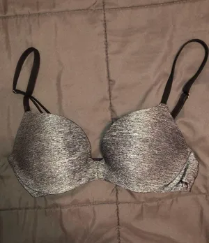 PINK VS Bra thumbnail 1