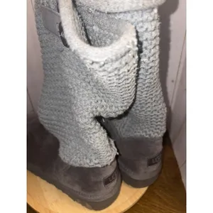 UGG Shaina boots gray size‎ 9 Wear Tall Or Cuffed/folded thumbnail 5