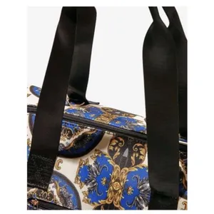 Alice + Olivia Duffle Bag, Regal Romance with Pockets, Sac de Sports New w/Tag thumbnail 6