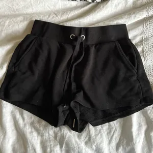 H&M Sweat Shorts thumbnail 1