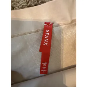 SPANX Sculpt OnCore High-Waisted Mid-Thigh Short - Soft Nude -size Medium thumbnail 3