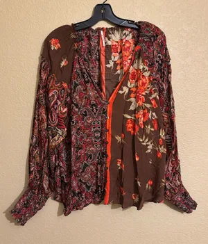 Free People women’s Gemini Blouse sz M thumbnail 1