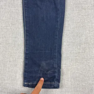 Levi's Jeans Womens 11 M Blue Medium Wash Slim Jegging Stretch Denim 5-Pocket thumbnail 3
