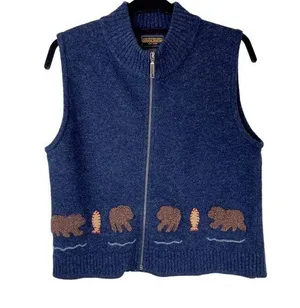 Vtg Woolrich Womens 100% Lambswool Bear Fish Embroidered Vest Sz Small thumbnail 1