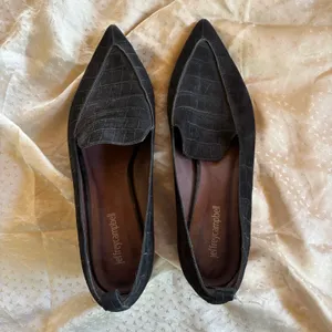 Jeffrey Campbell Viona W-D Suede Pointed Toe Loafers Heeled Leather Flats 9.5 thumbnail 2
