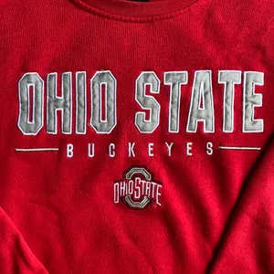 Colosseum Men's Red Ohio State Buckeyes Sweatshirt size Medium thumbnail 2