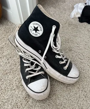 High-Top Converse thumbnail 1