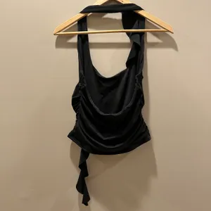 Pitaya Halter Ruffle Crop Top thumbnail 3