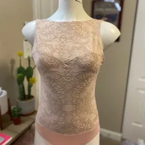 Fourteenth Place Bodysuit Womens Small Nude Pink Lace Illusion Low Open Scoop Ba thumbnail 2