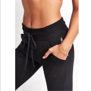 FP Free People Movement Black Jogger Sweatpants elastic waist M thumbnail 2