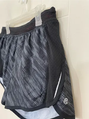 Champion C9 Athletic Shorts Women’s Size M Black Lined Running Back Pocket thumbnail 2
