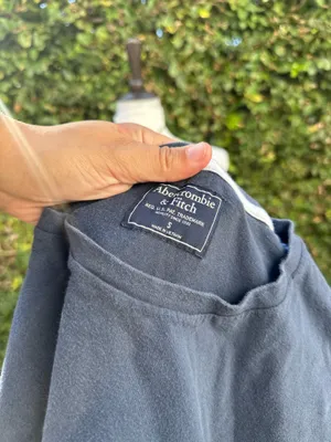 ✨Y2k Abercrombie & Fitch tshirt thumbnail 3