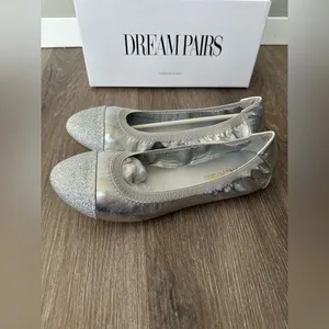 Dream Paris Ballet Walking Flats Shoes Color Silver Size 9 thumbnail 4