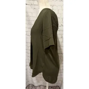 Ann Taylor Olive Green V-neck Tunic Pleated Front Short Sleeve Size Small thumbnail 3