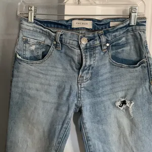 Boyfriend Jeans size 23 thumbnail 2